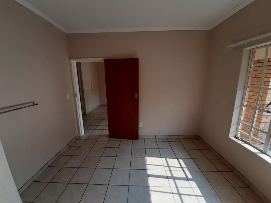 2 Bedroom Property for Sale in Bult South North West
